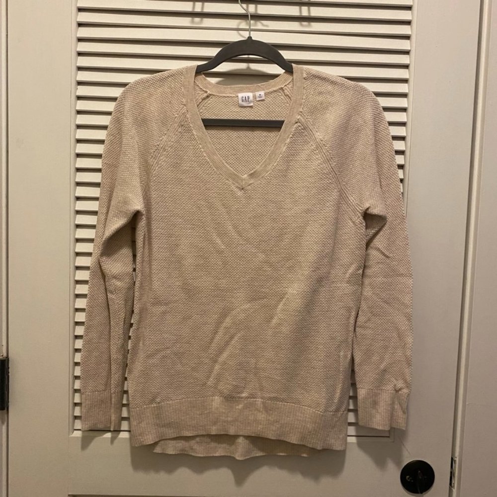 Lightweight V Neck Sweater